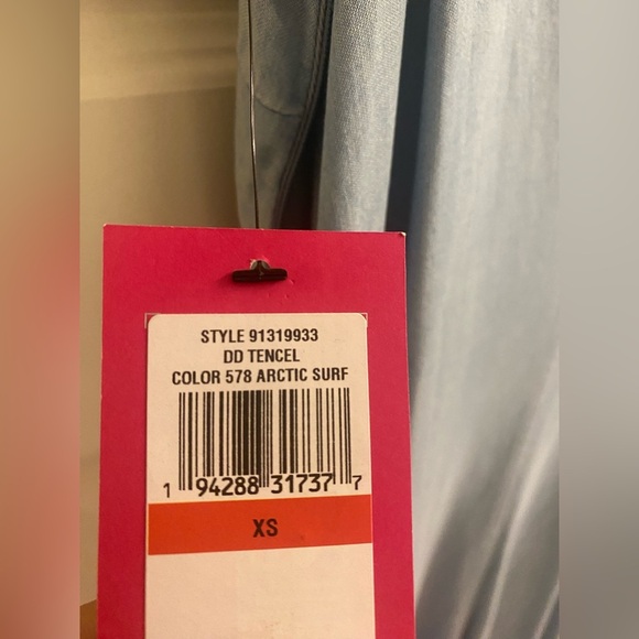 Vince Camuto Jumpsuit - Picture 6 of 6